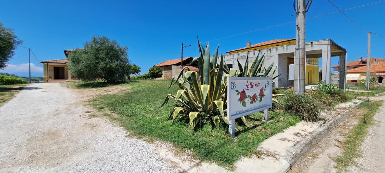 B & B Le Tre Rose Tollo Eksteriør billede