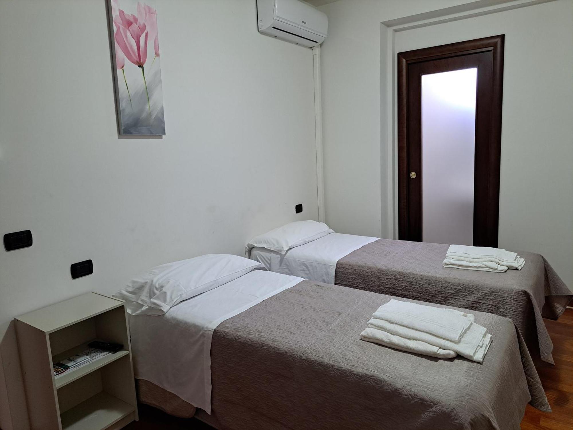 B & B Le Tre Rose Tollo Eksteriør billede